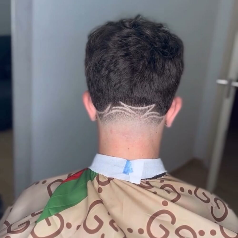Degradado con estrella tribal — Hector Alises Barber